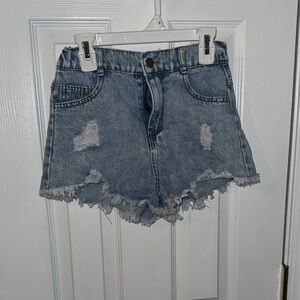 Distressed Light Blue Denim Shorts - Casual Frayed Hem
